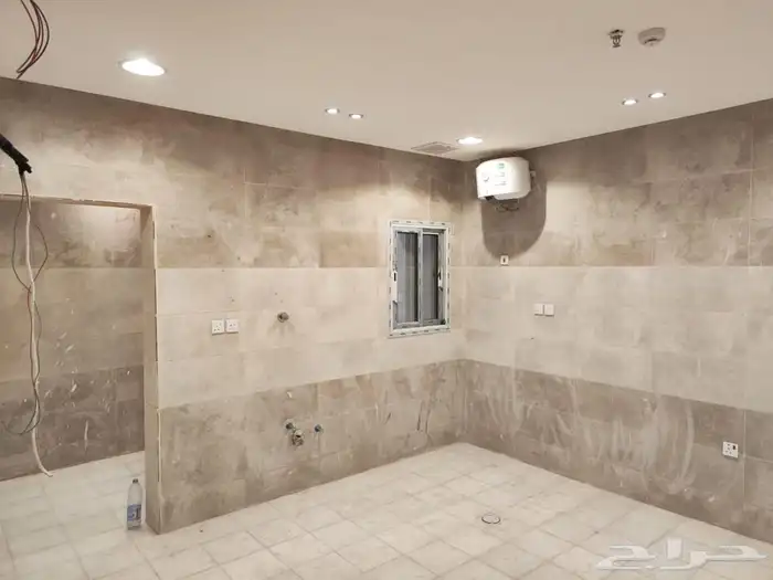 شقة للايجار بمدخلين في الفردوس 2