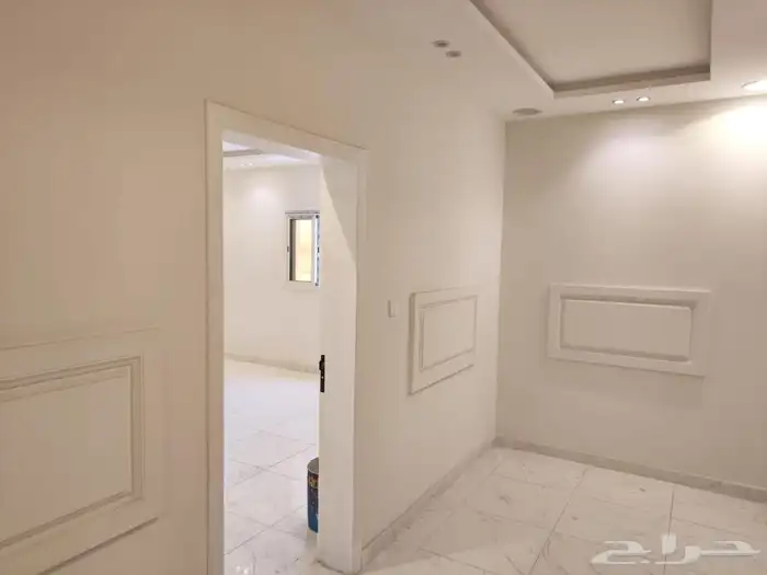 شقة للايجار بمدخلين في الفردوس 8