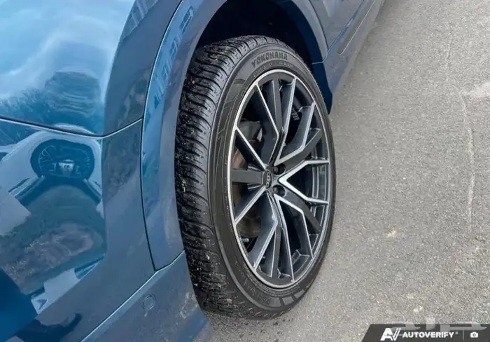 سيارة اودي كيو ثمانية AUDI Q8 55 Technic Quattro موديل 2022 5