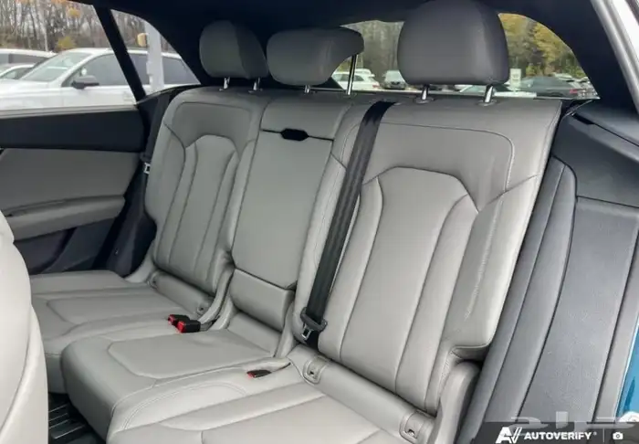 سيارة اودي كيو ثمانية AUDI Q8 55 Technic Quattro موديل 2022 8