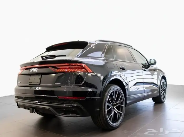 سيارة اودي كيو ثمانية AUDI Q8 55 PROGRESSIV موديل 2021 2