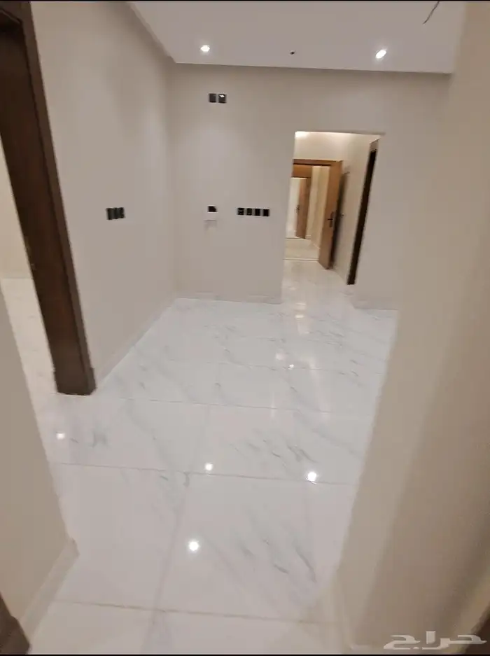 شقة فاخرة للبيع في الواحة جدة 1