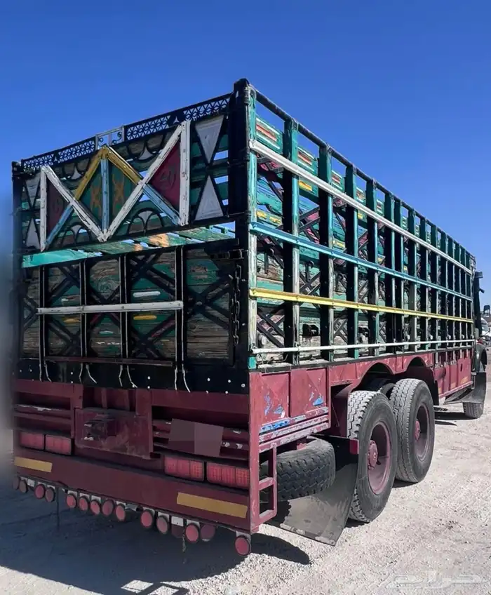 للبيع صندوق سقس خشب ممتاز ونظيف 0