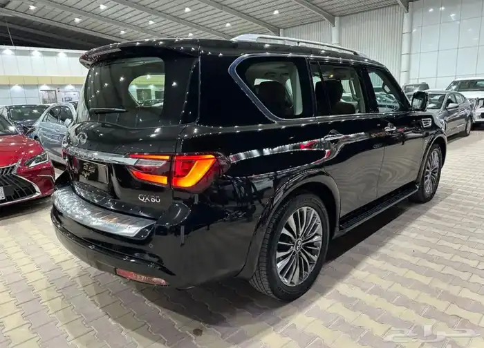 انفنيتيQX80 موديل 2018 فل كامل نضيف جدا 31