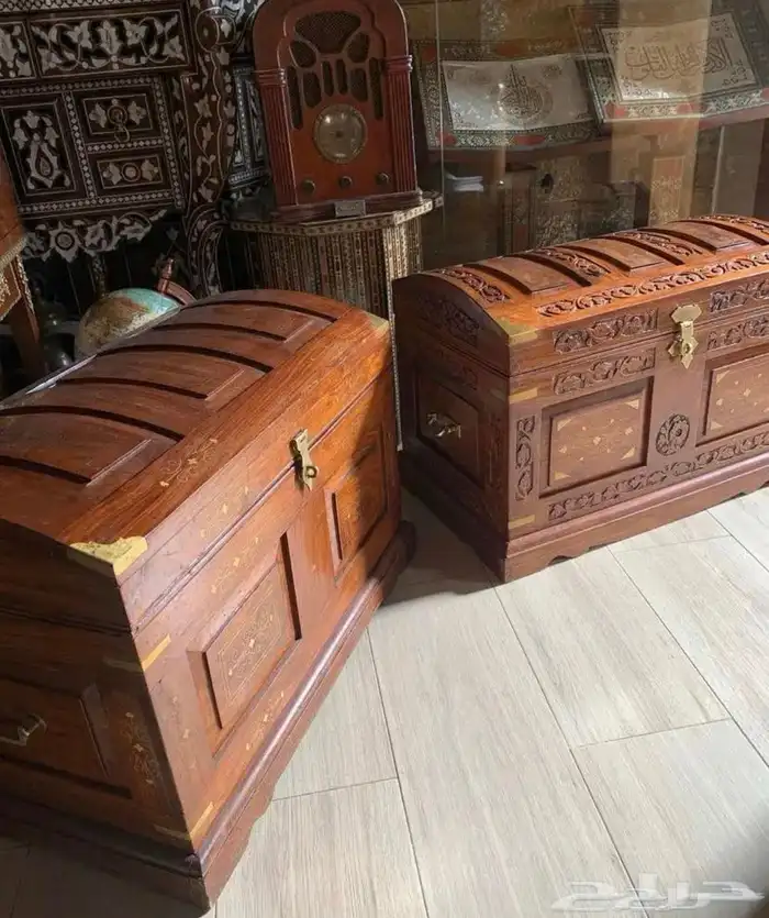 أبليك واطقم ساعة وشمعدان ابجورات سماور نحاس انتيك تراث راديو 28