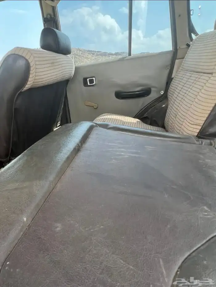 جيب لاندكروزر 87 12