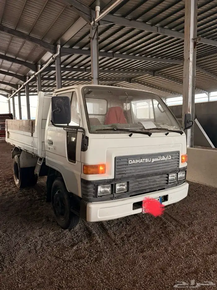 دايهاتسو قلاب 3طن مديل 90 ممشى 64الف واكاله من الصدام ا 9