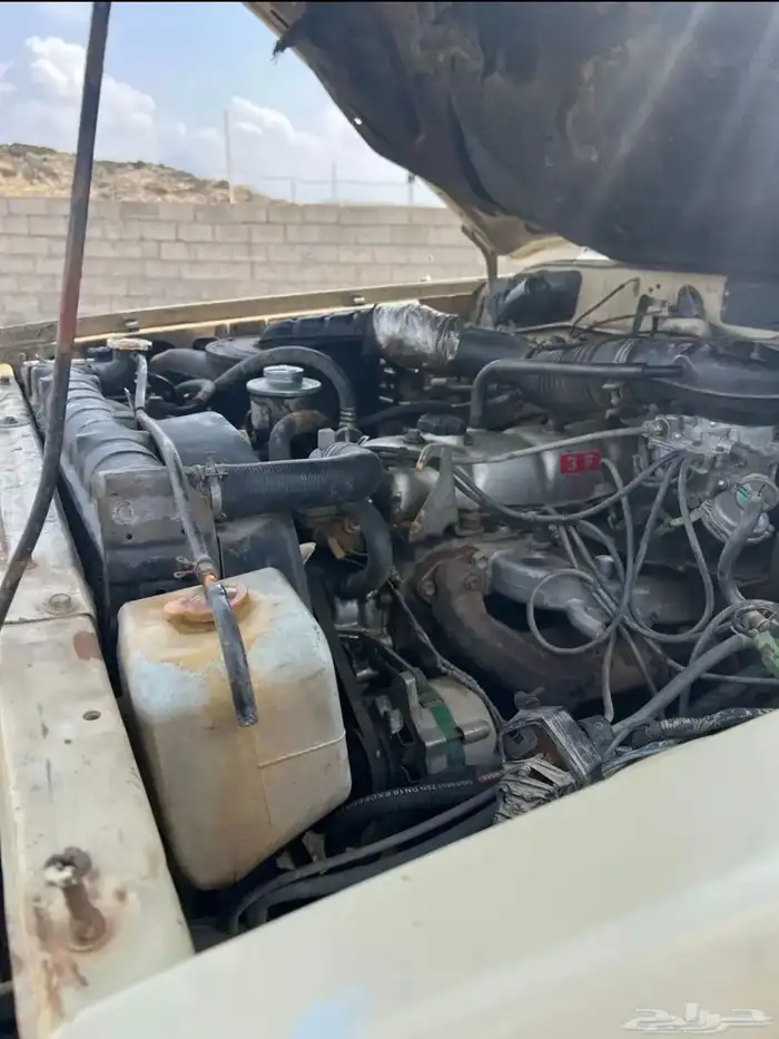 جيب لاندكروزر 87 9