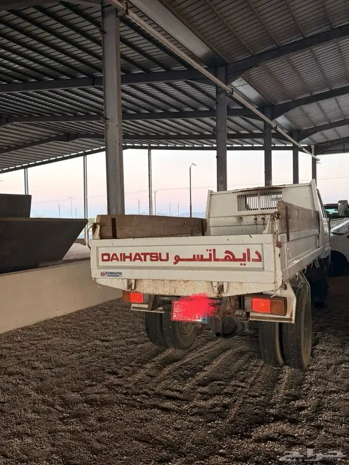 دايهاتسو قلاب 3طن مديل 90 ممشى 64الف واكاله من الصدام ا 12