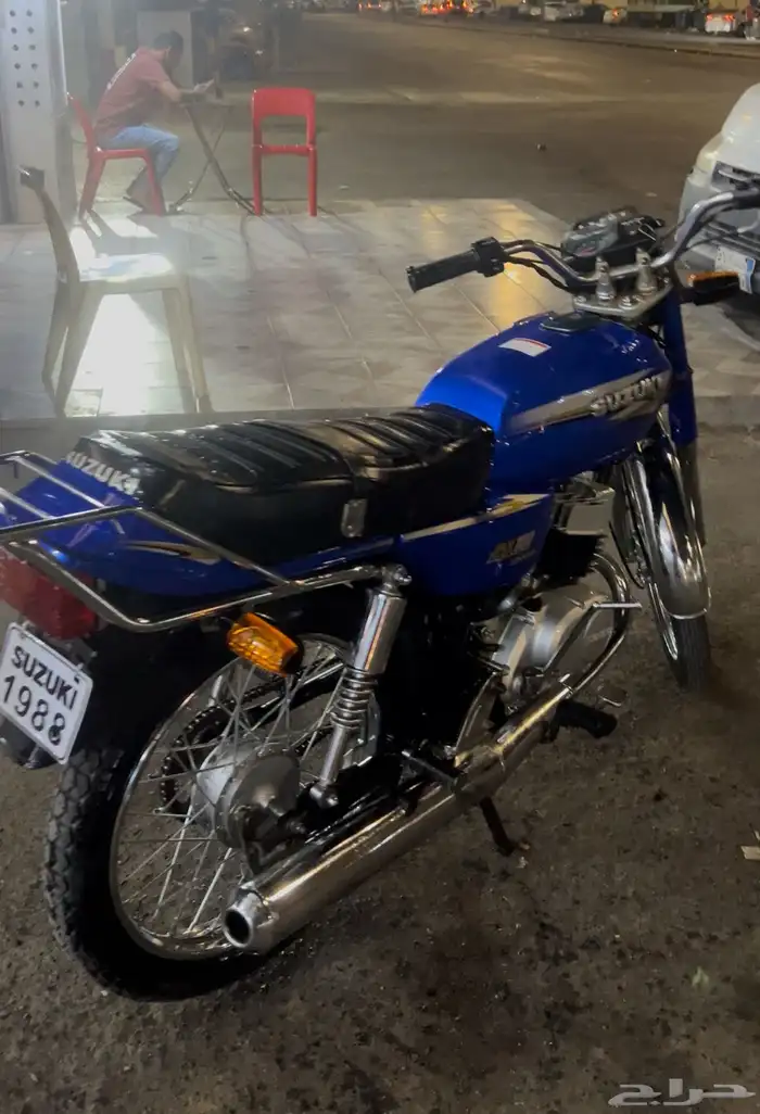 دباب سوزوكي ازرق آخر إصدار من سوزوكي 2021 الموديل نظيف 3