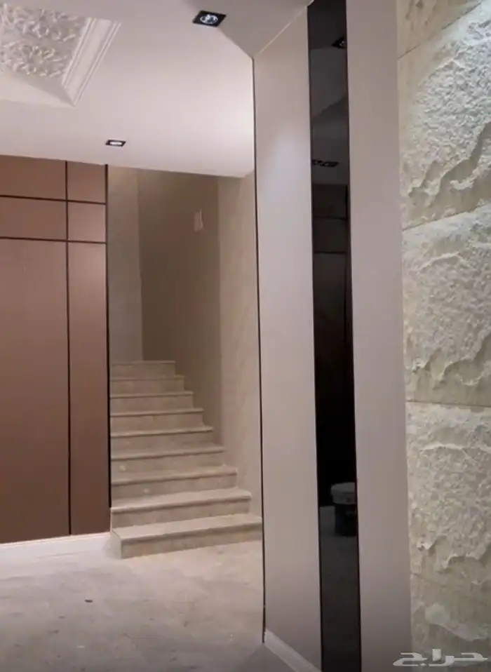 عمارة جديده للبيع في حي الفضيلة 3