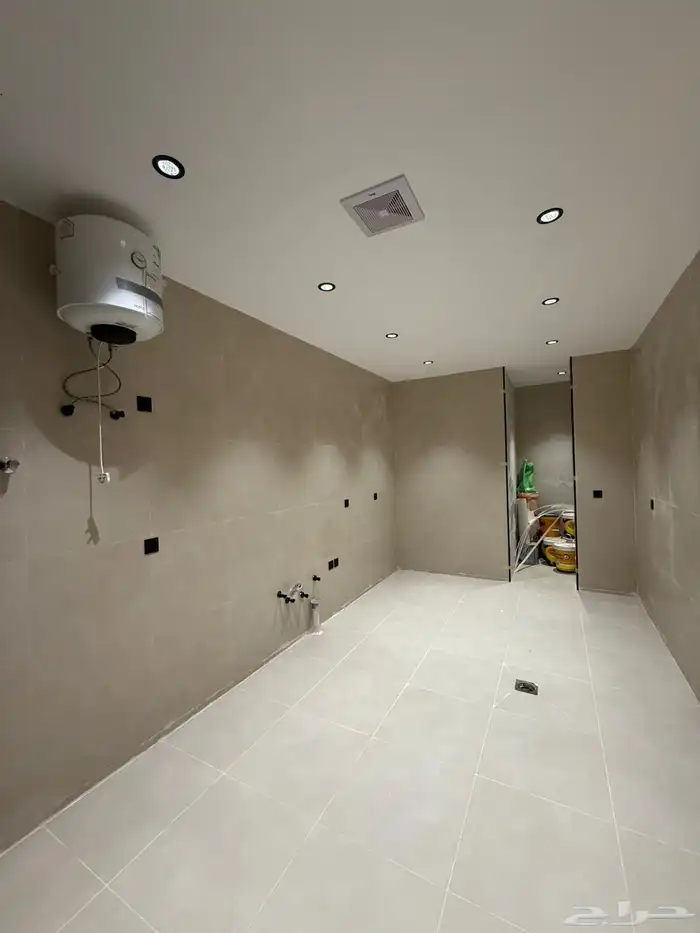 فيلل روف أرضيه وعلويه حي الشفاء 10