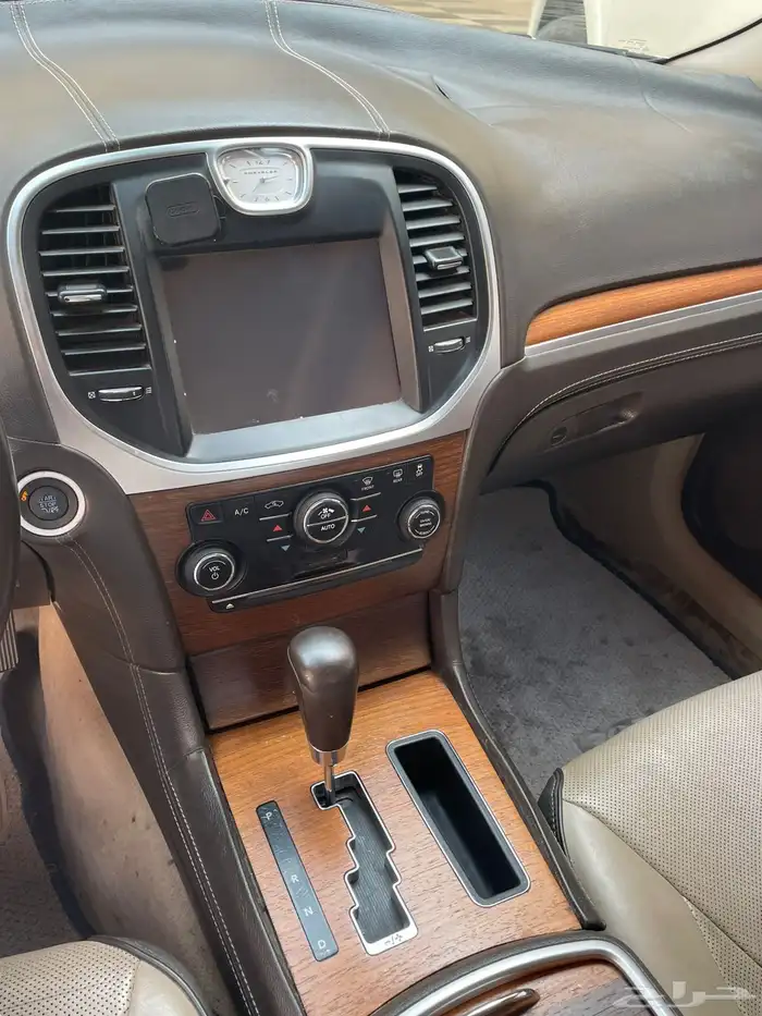 كرايسلر اكزاكتيف 2013 27