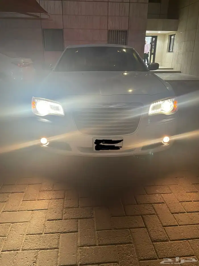 كرايسلر اكزاكتيف 2013 19