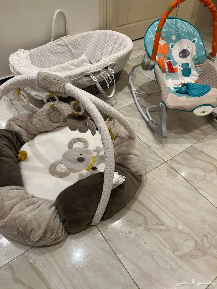 اغراض طفل للبيع 5