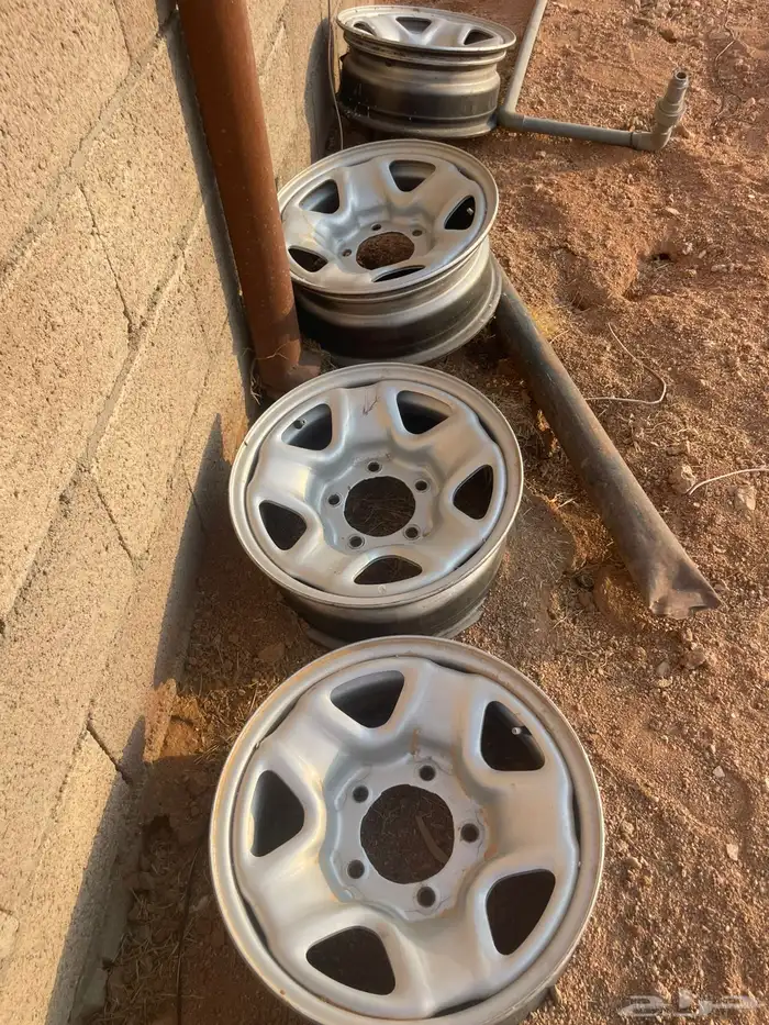 جنوط ديزل اصلي ورفرف صيني 16 نظاف سليم من الطعوج 2