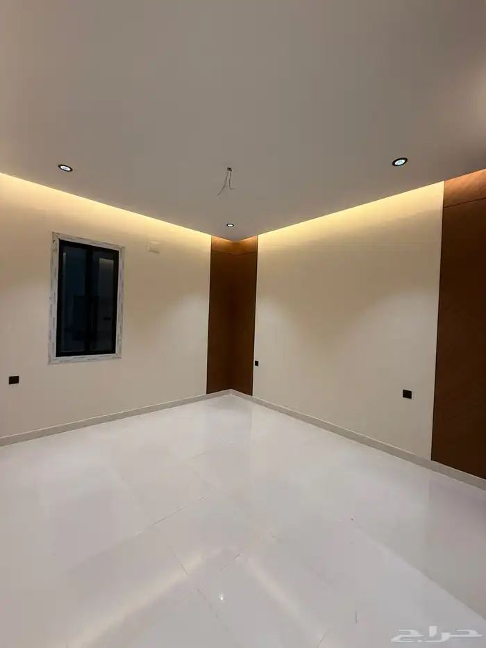 فيلل روف أرضيه وعلويه حي الشفاء 14