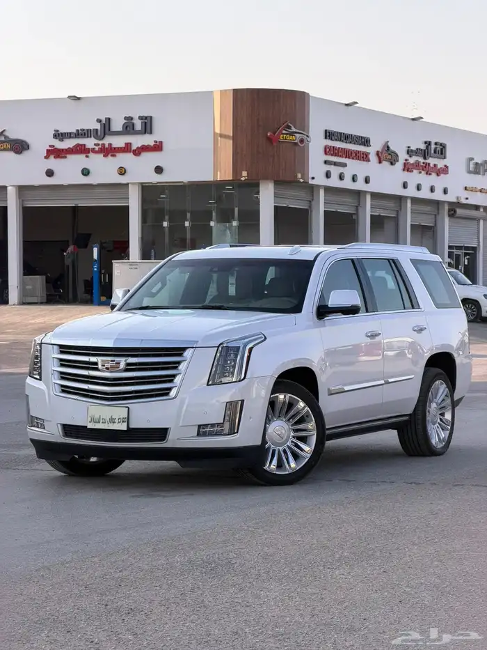 كذلك اسكاليد 2019 فل كامل بلاتينيوم 5