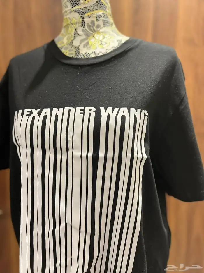 تشيرتات ماركات عالميه مختلفه اصلي Fendi-Gucci_Blman 8