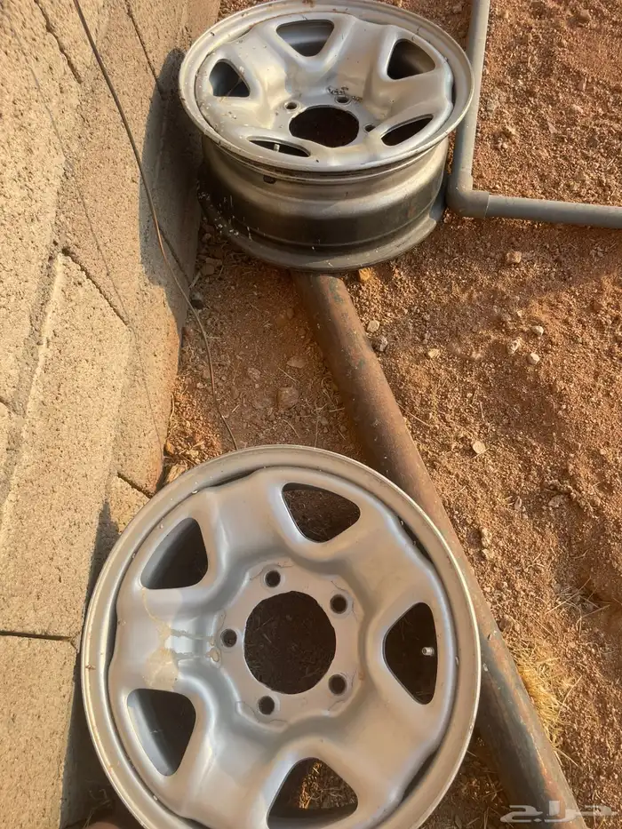 جنوط ديزل اصلي ورفرف صيني 16 نظاف سليم من الطعوج 1