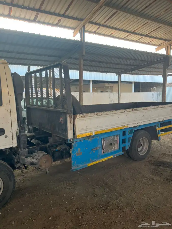 للبيع دينا ايسوزو موديل 2006 7