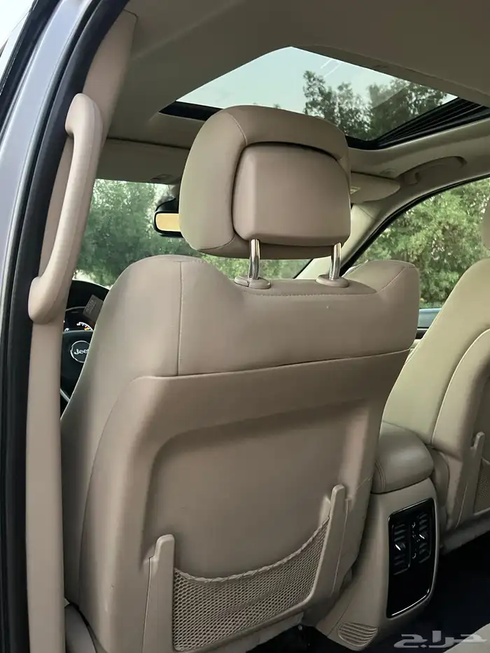 جراند شيروكي 2017 ( بحالة الوكالة ) 22