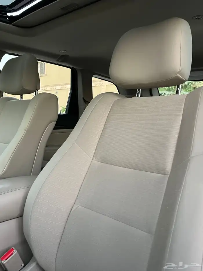 جراند شيروكي 2017 ( بحالة الوكالة ) 10