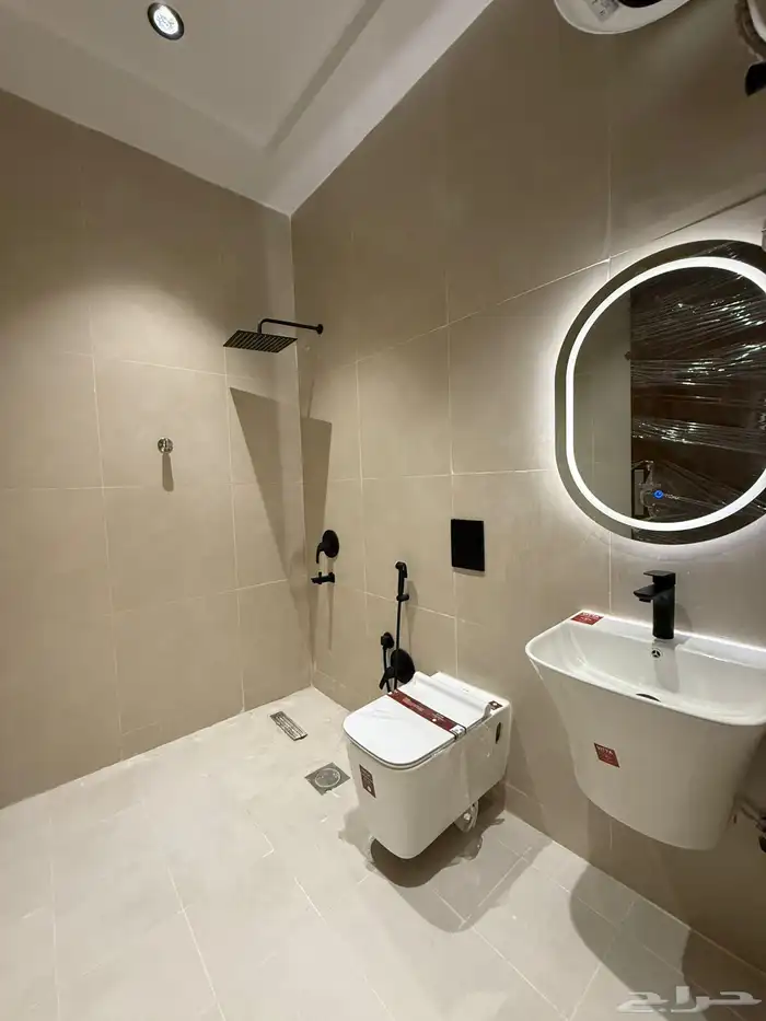 فيلل روف أرضيه وعلويه حي الشفاء 8