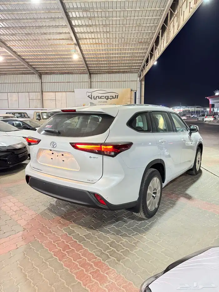 تويوتا هايلاندر GLE 6