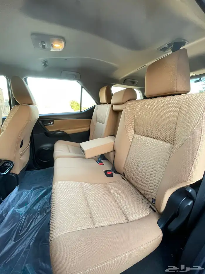 للبيع جيب فورشتتر 2022 34