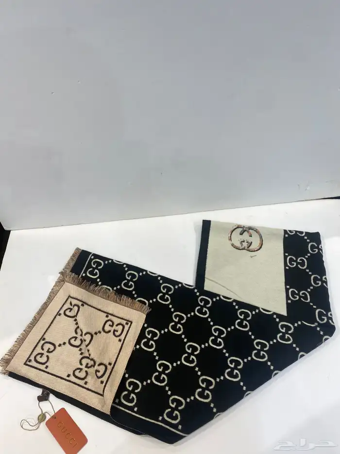 شالات الشتاء من عده البراندات العالميه متوفره الان 24