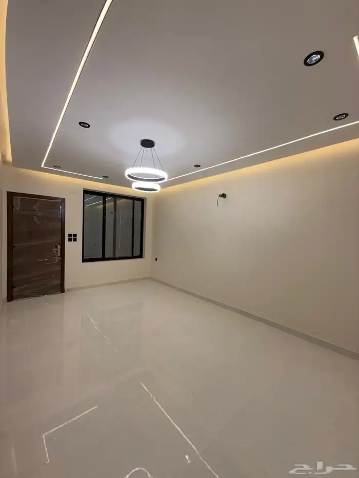 فيلل روف أرضيه وعلويه حي الشفاء 7