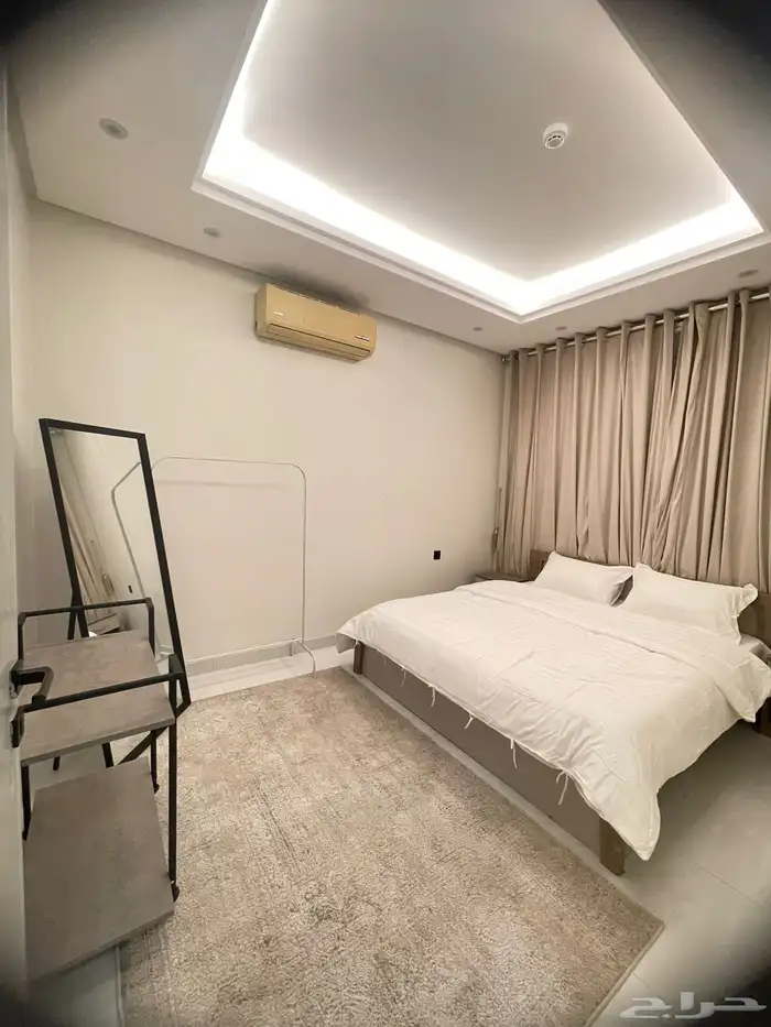 شقه للايجار الشهري حي عكاظ 15