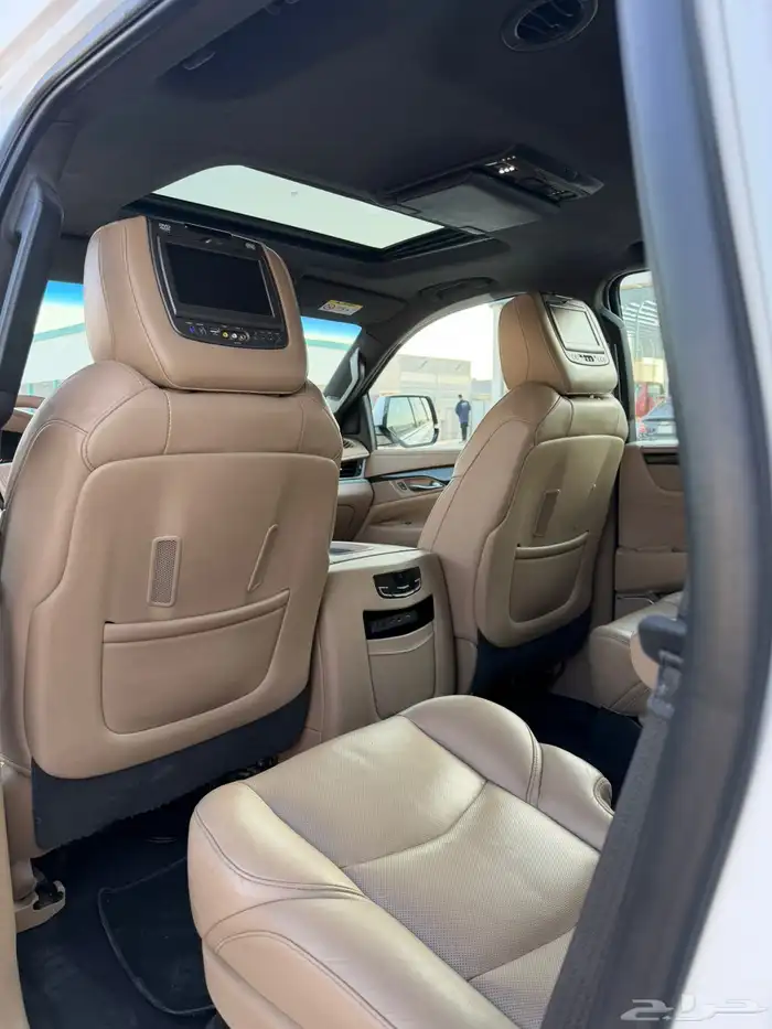 كذلك اسكاليد 2019 فل كامل بلاتينيوم 13