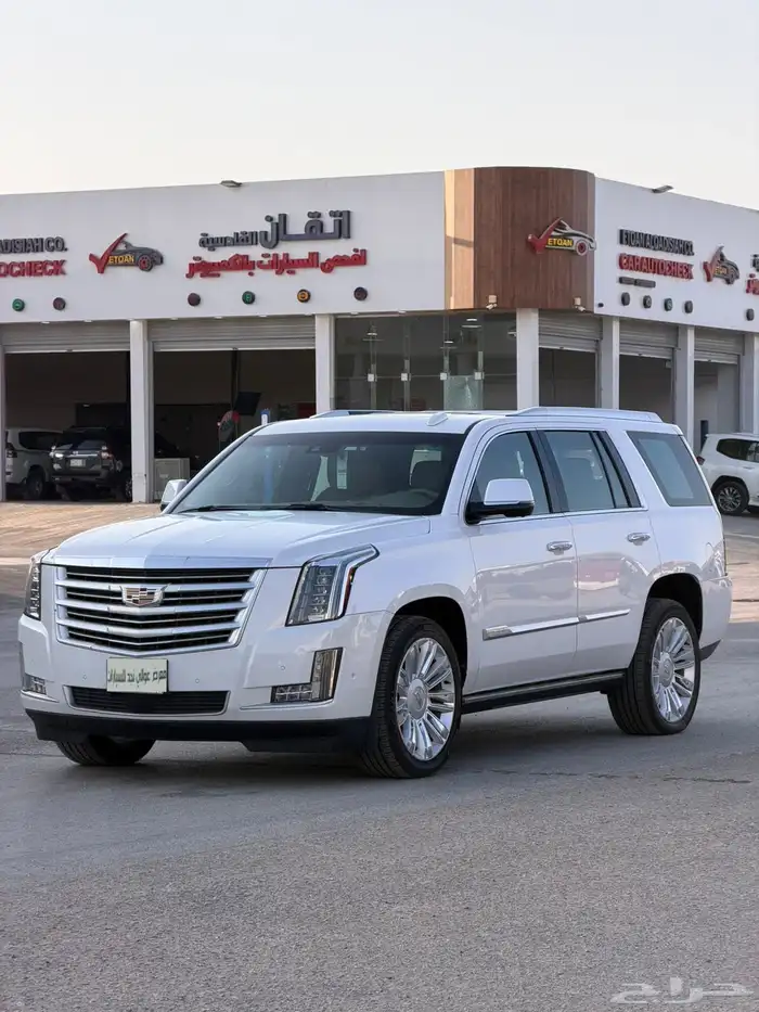 كذلك اسكاليد 2019 فل كامل بلاتينيوم 1