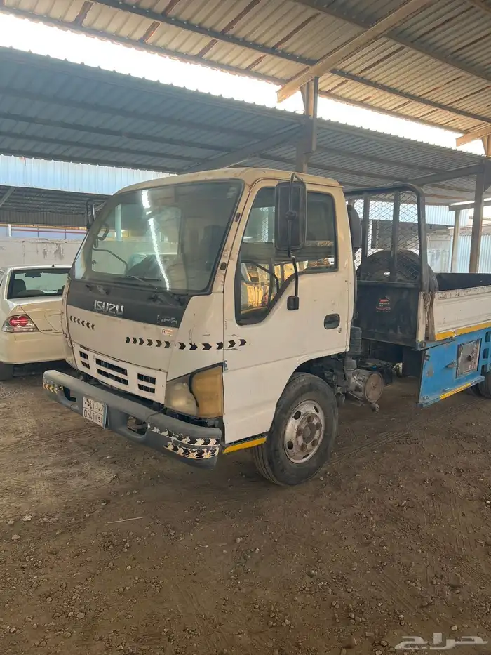 للبيع دينا ايسوزو موديل 2006 6