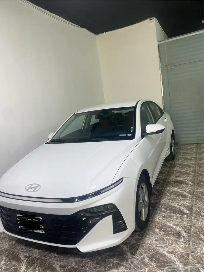 تاجير العديد من السيارات 4