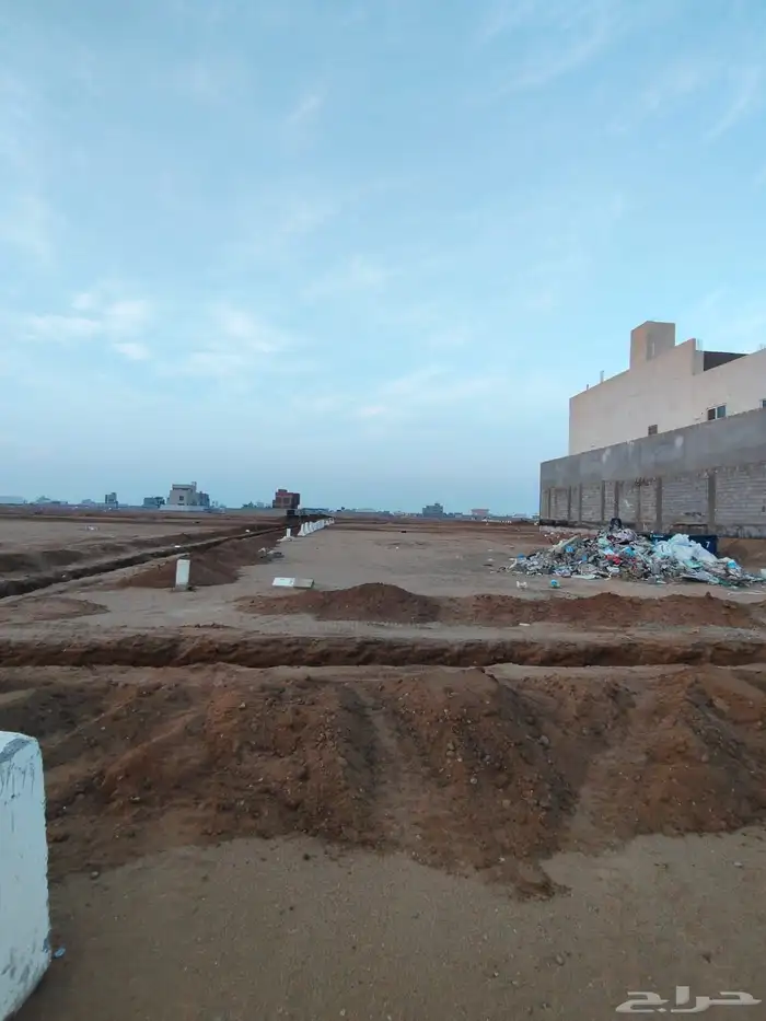 للبيع في حي النجمة شارعين 25   16 5