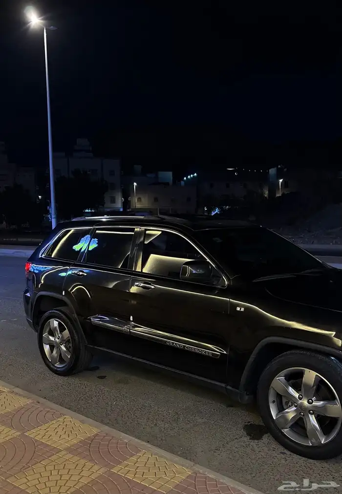 جيب جراند شيروكي موديل 2013 نظيف Jeep 10
