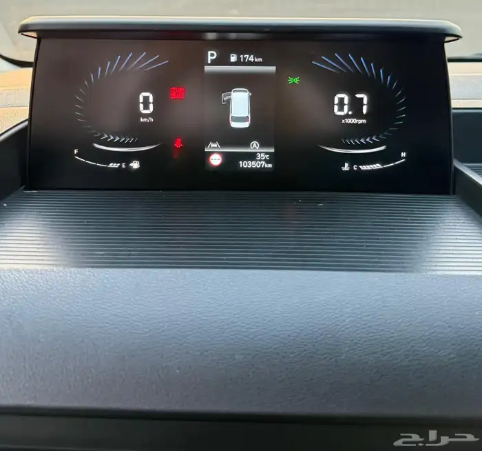 هونداي استاريا 2022 ديزل 12 راكب شبه جديد للبيع 19