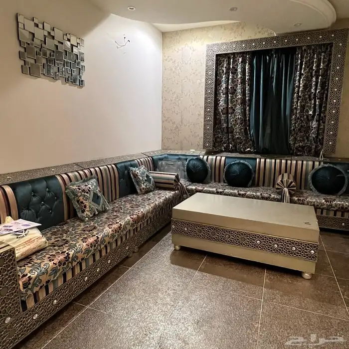 مجلس شبه جديد 1