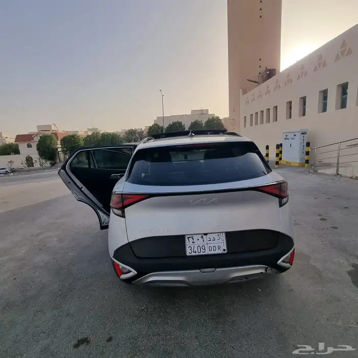 سبورتاج 2023 فل كامل 4