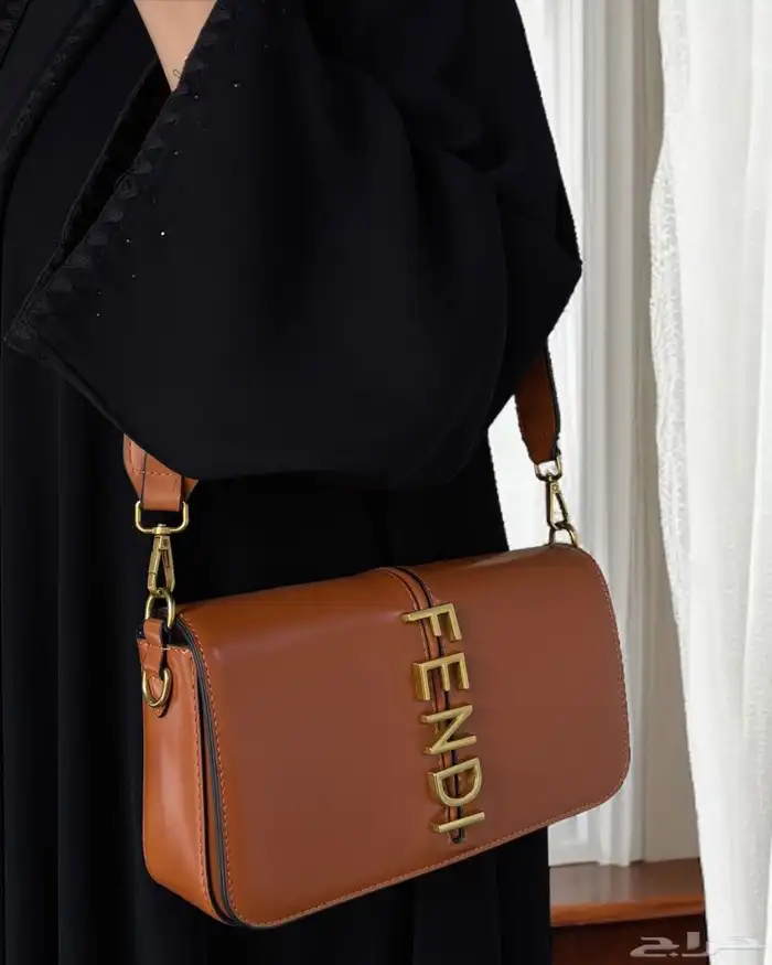 شنط فندي نسائية فوري الرياض 16