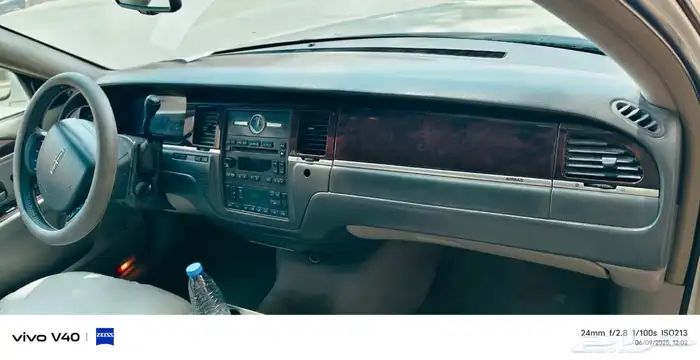 لينكولن تاون كار موديل 2007 للبيع 5