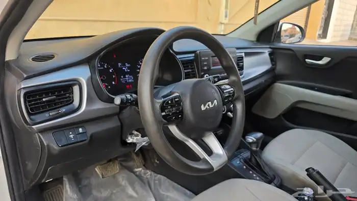 كيا ريو موديل 2022 6