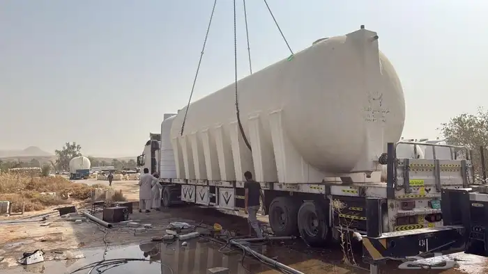 خزانات للبيع جميع المقاسات حديد وفيبر جلاس 0