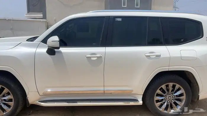 جيب لاندكروزر 2022 9