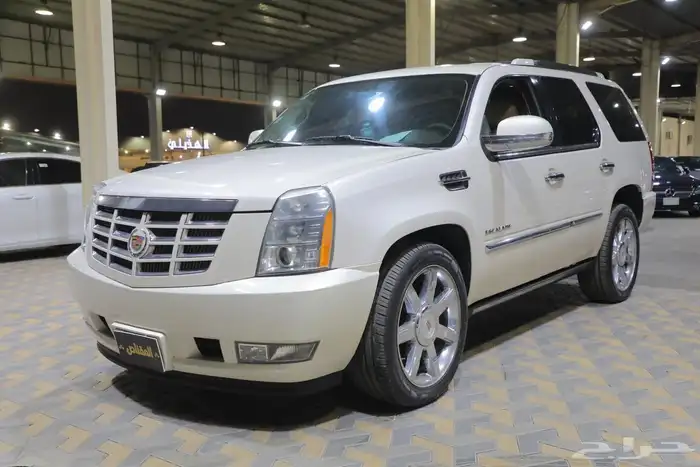 اسكاليد 2014 بدي وكاله وارد الجميح 2