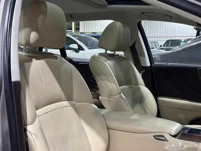 لكزس LS 350AA موديل 2018 9