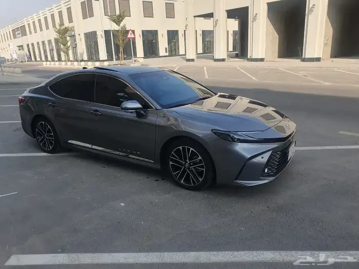 كامري لومير هايبرد موديل 2025 4